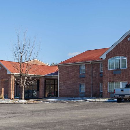 Days Inn & Suites By Wyndham Lancaster Amish Country Mountville Kültér fotó