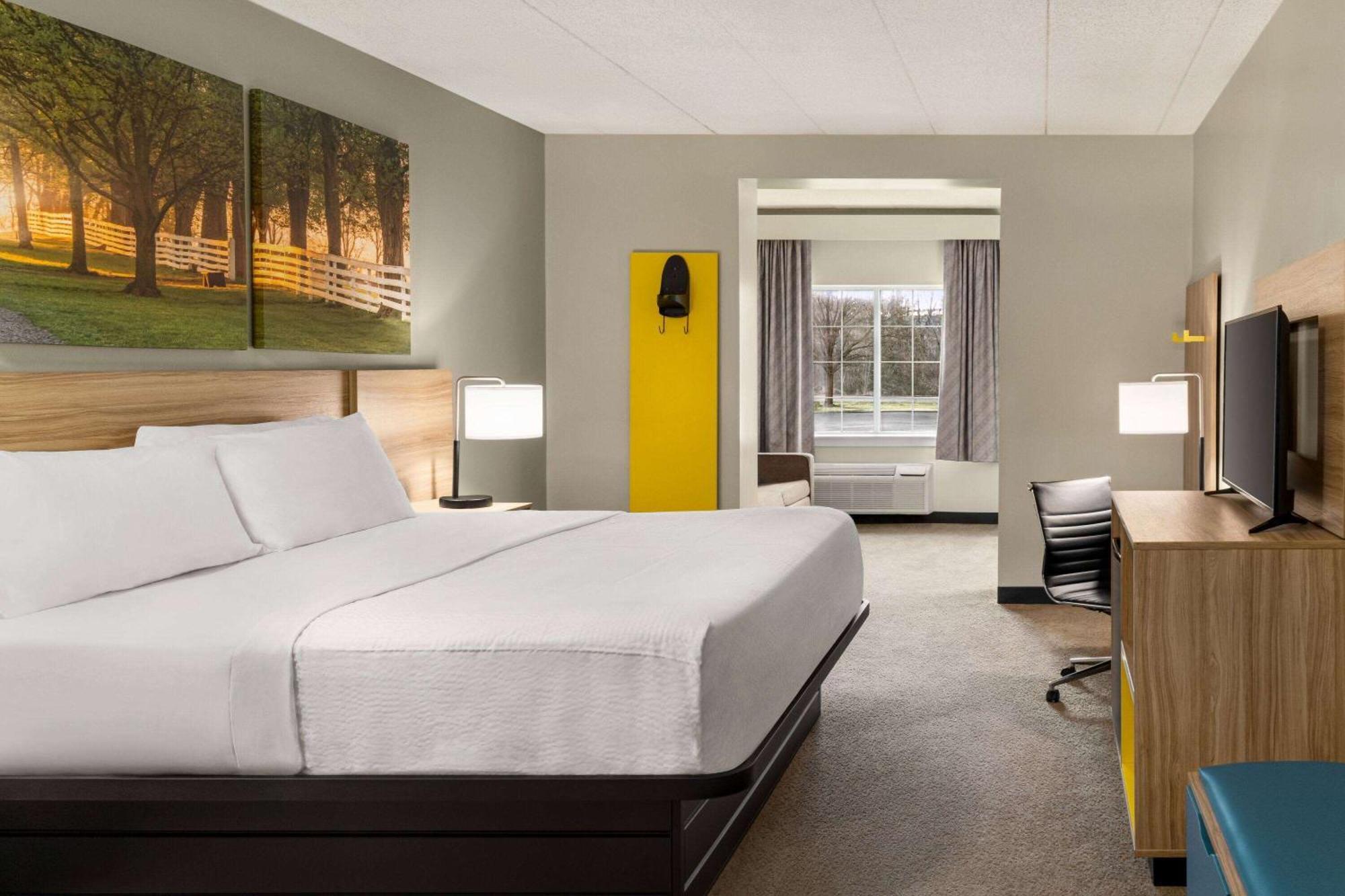 Days Inn & Suites By Wyndham Lancaster Amish Country Mountville Kültér fotó